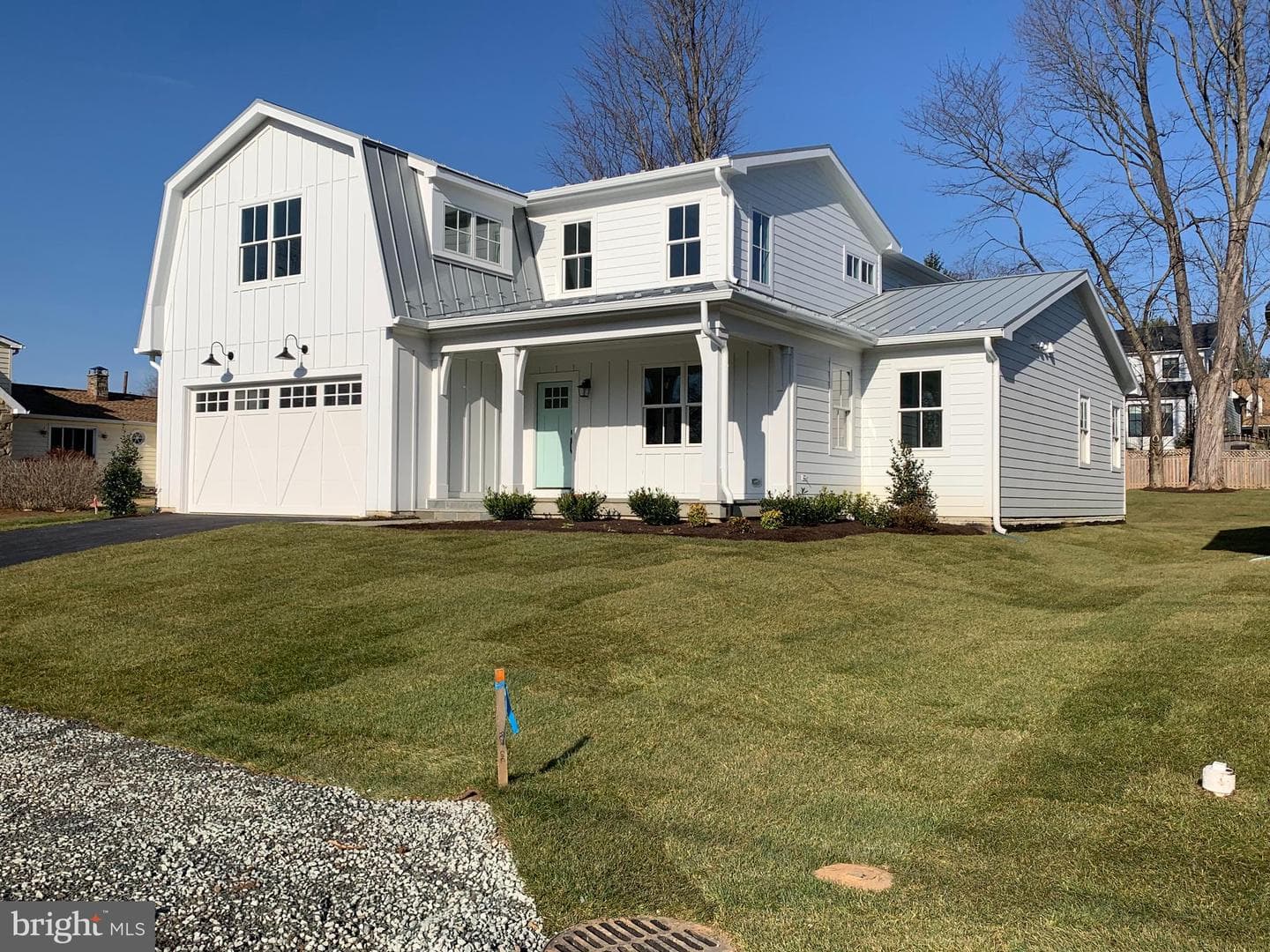 604 Martin Avenue photo 1