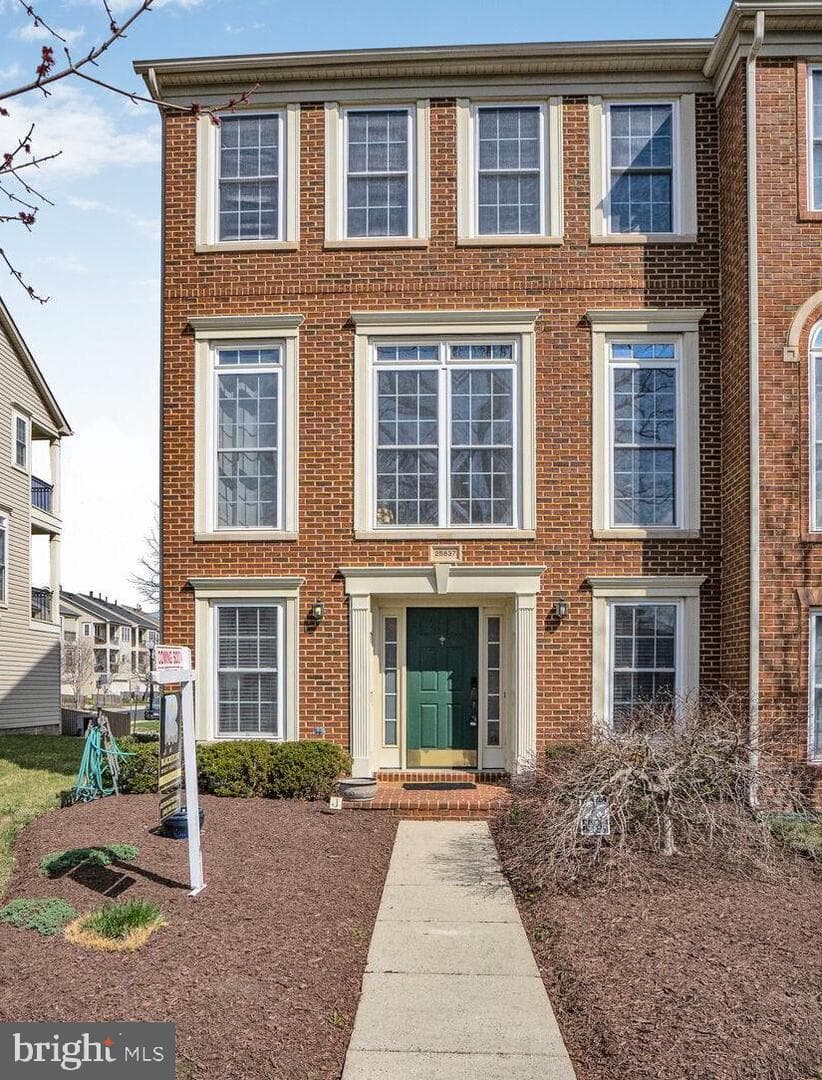 25837 Mews Terrace photo 1