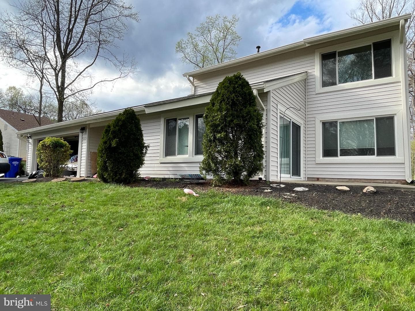 112 Newbury Place photo 1