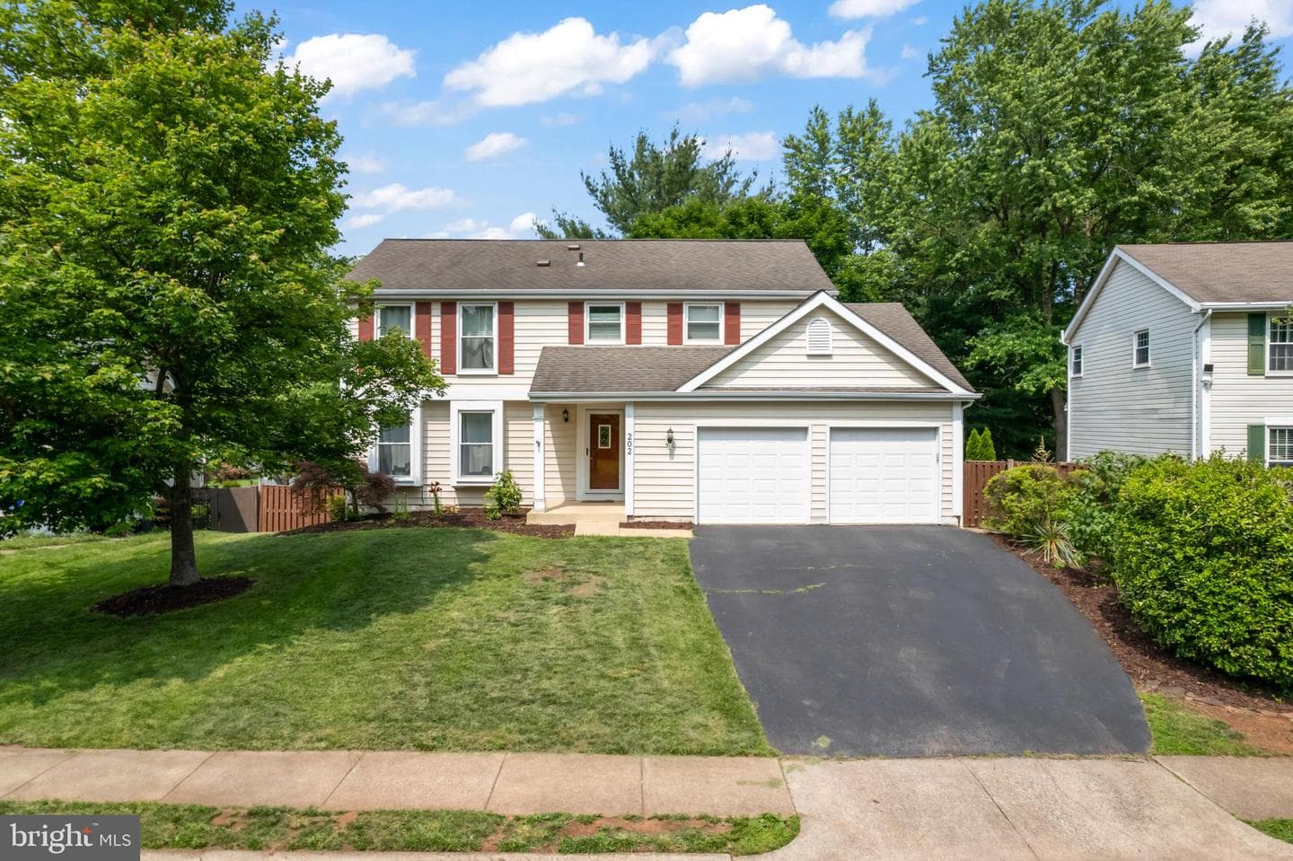202 Trail Court photo 1