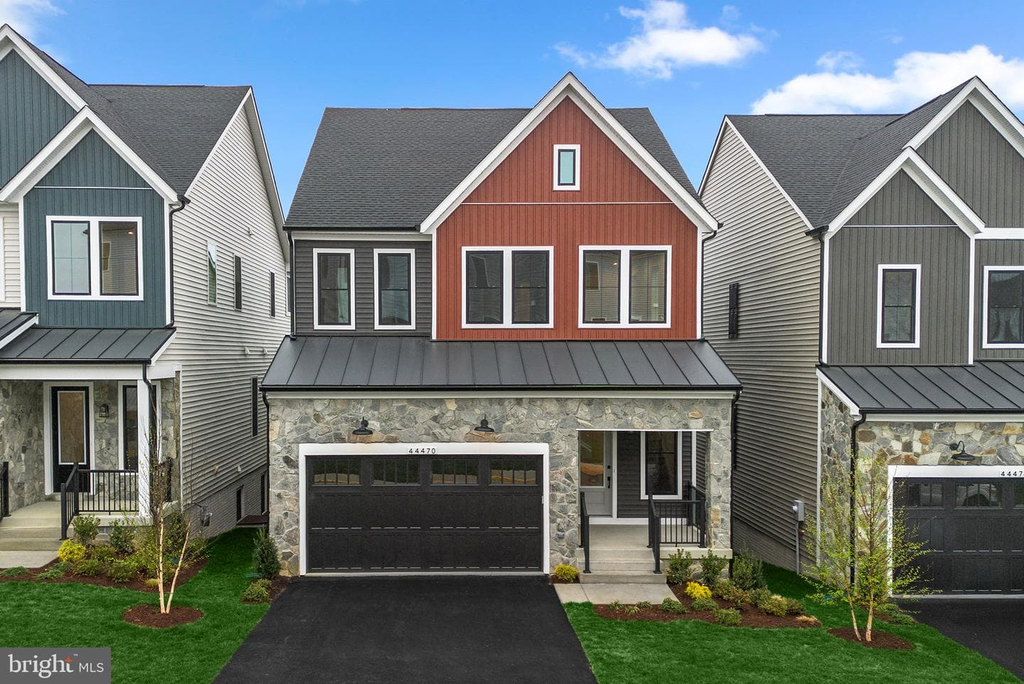 44470 Coalport Terrace photo 1