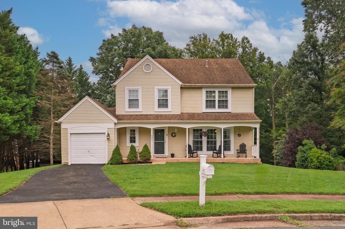 902 Old River Way Court photo 1