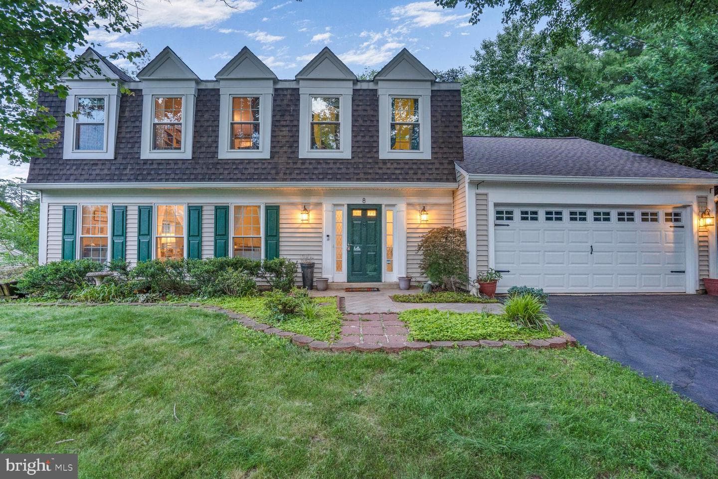 8 Moss Road photo 1