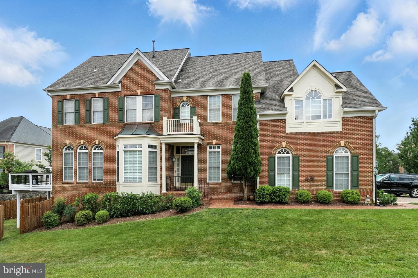 19208 Greystone Square photo 1