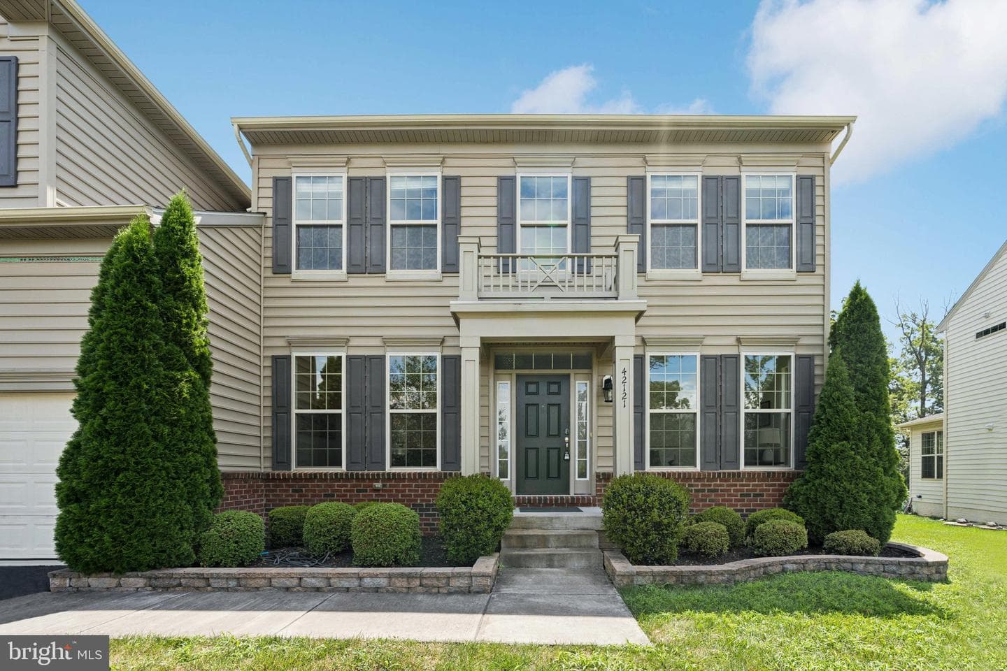 42121 Oak Crest Circle photo 1