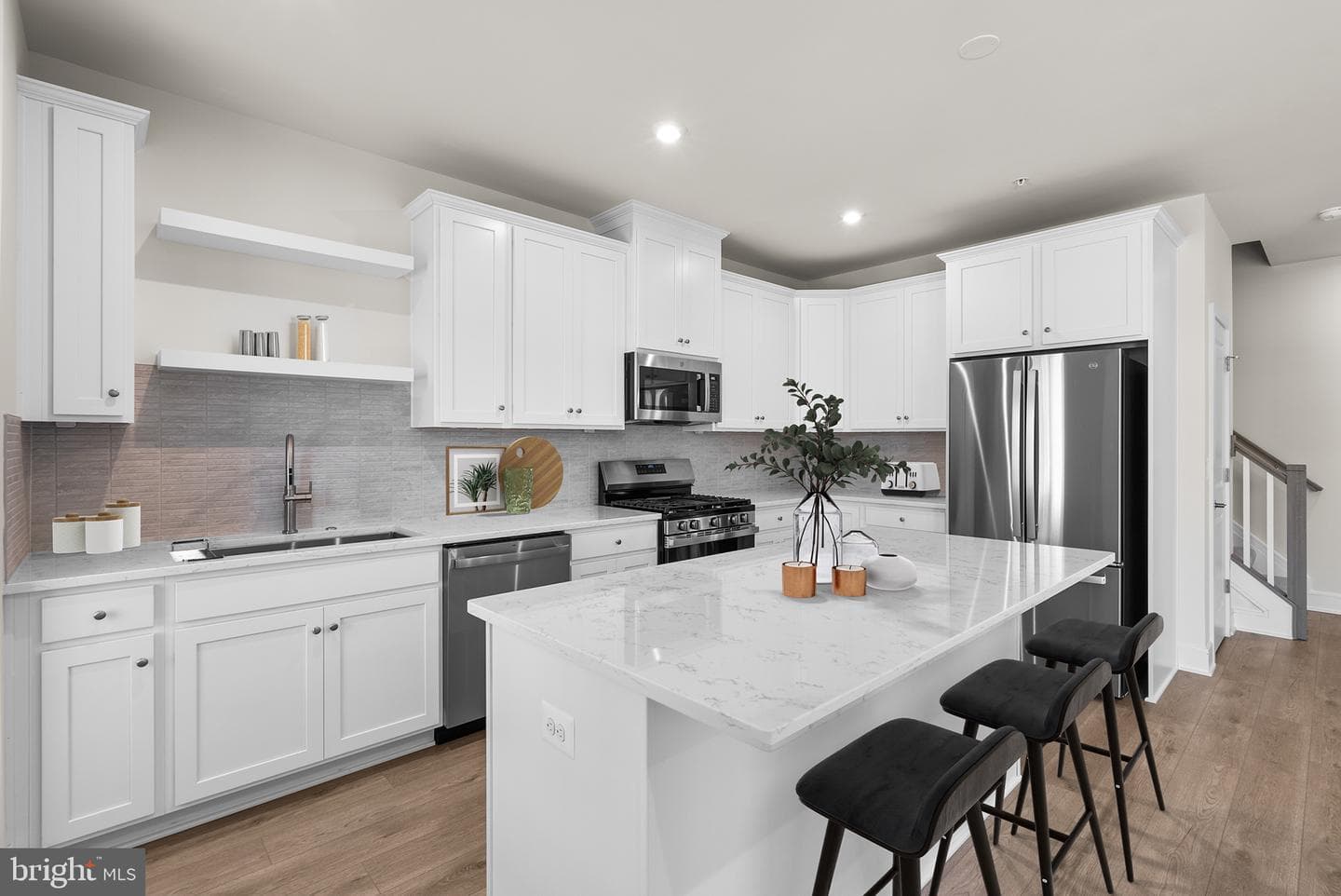 21754 Dollis Hill Terrace photo 1