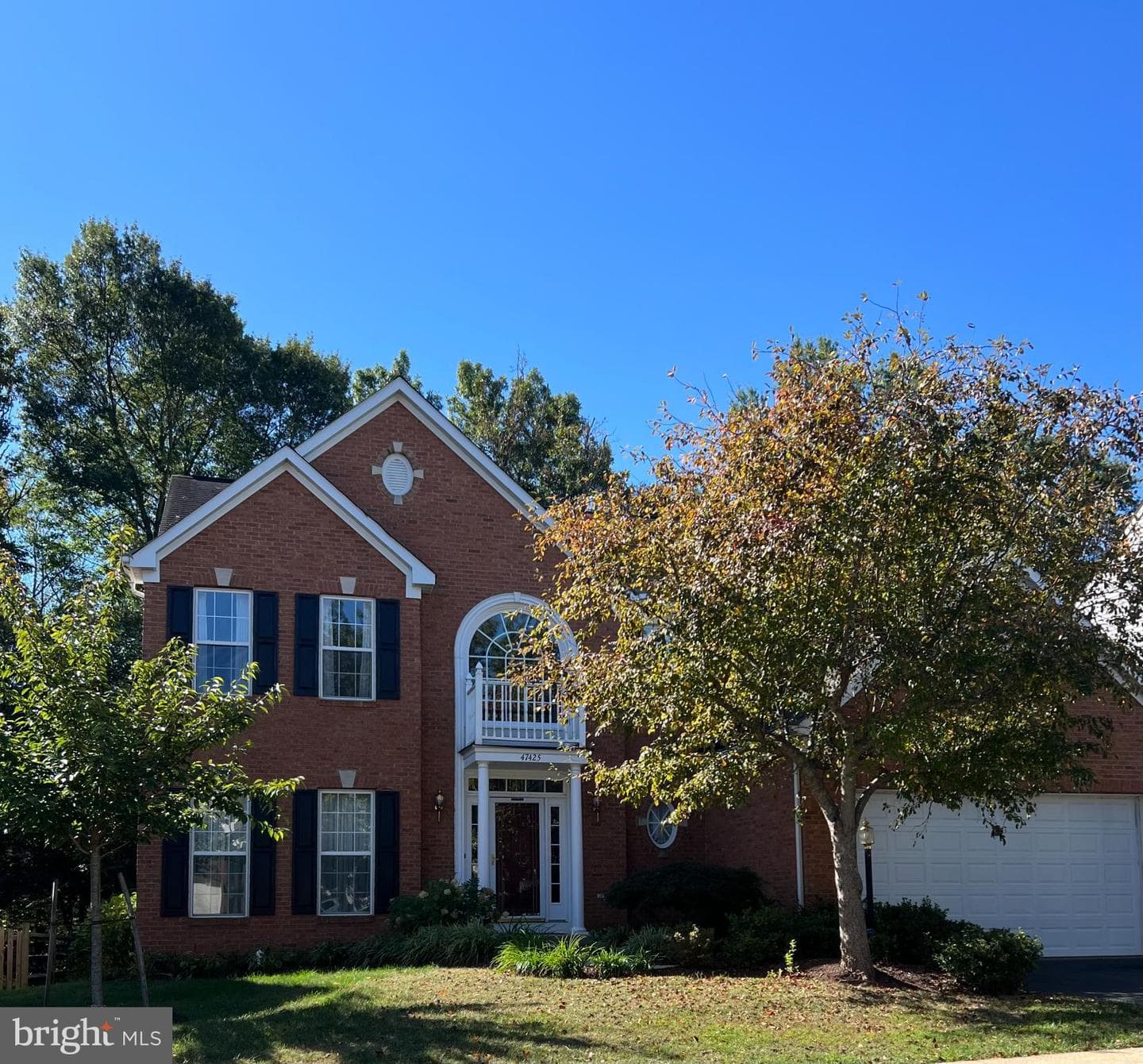 47425 River Crest Street photo 1