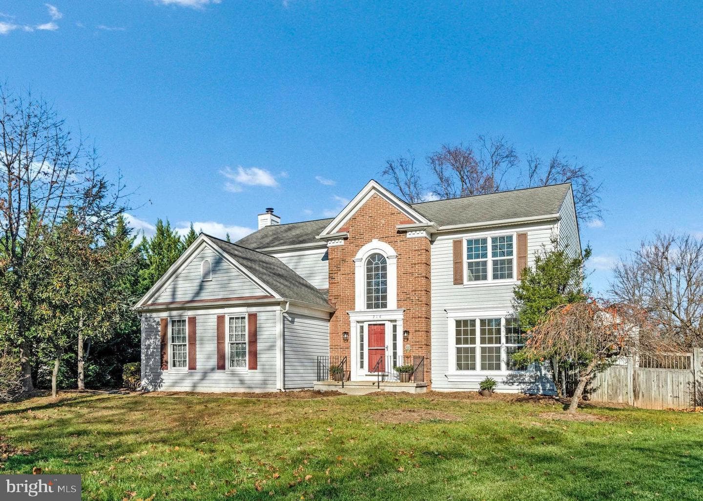 714 Clairmont Court NE photo 1
