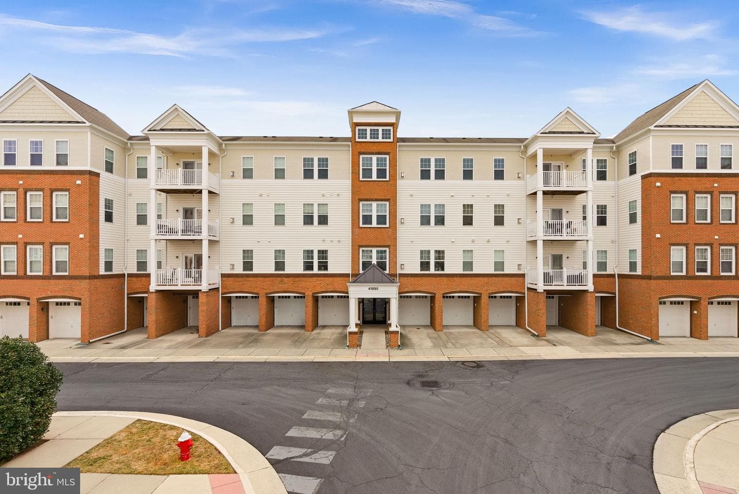 41895 Cathedral Valley Square #407 photo 1