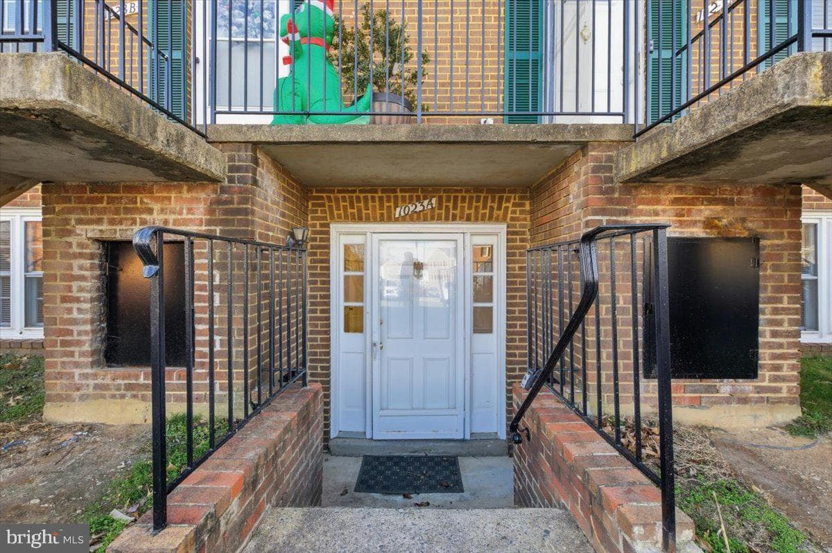1023-A Margate Court photo 1