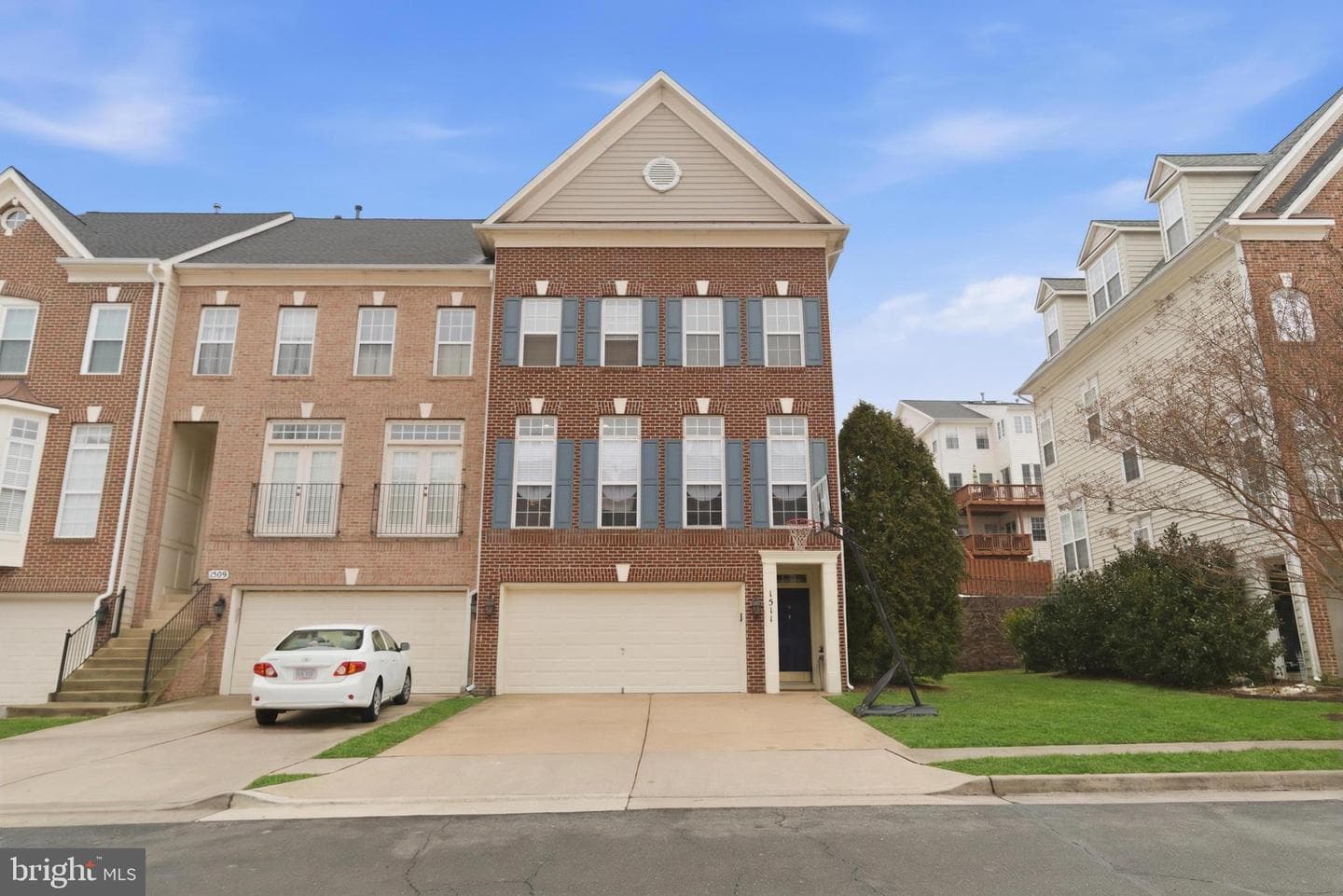 1511 Artillery Terrace NE photo 1