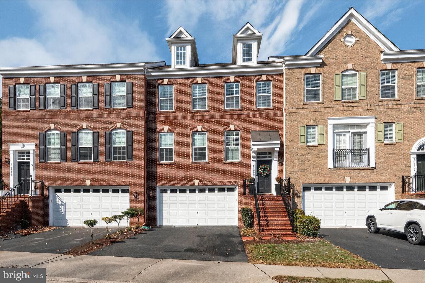 20209 Center Brook Square photo 1