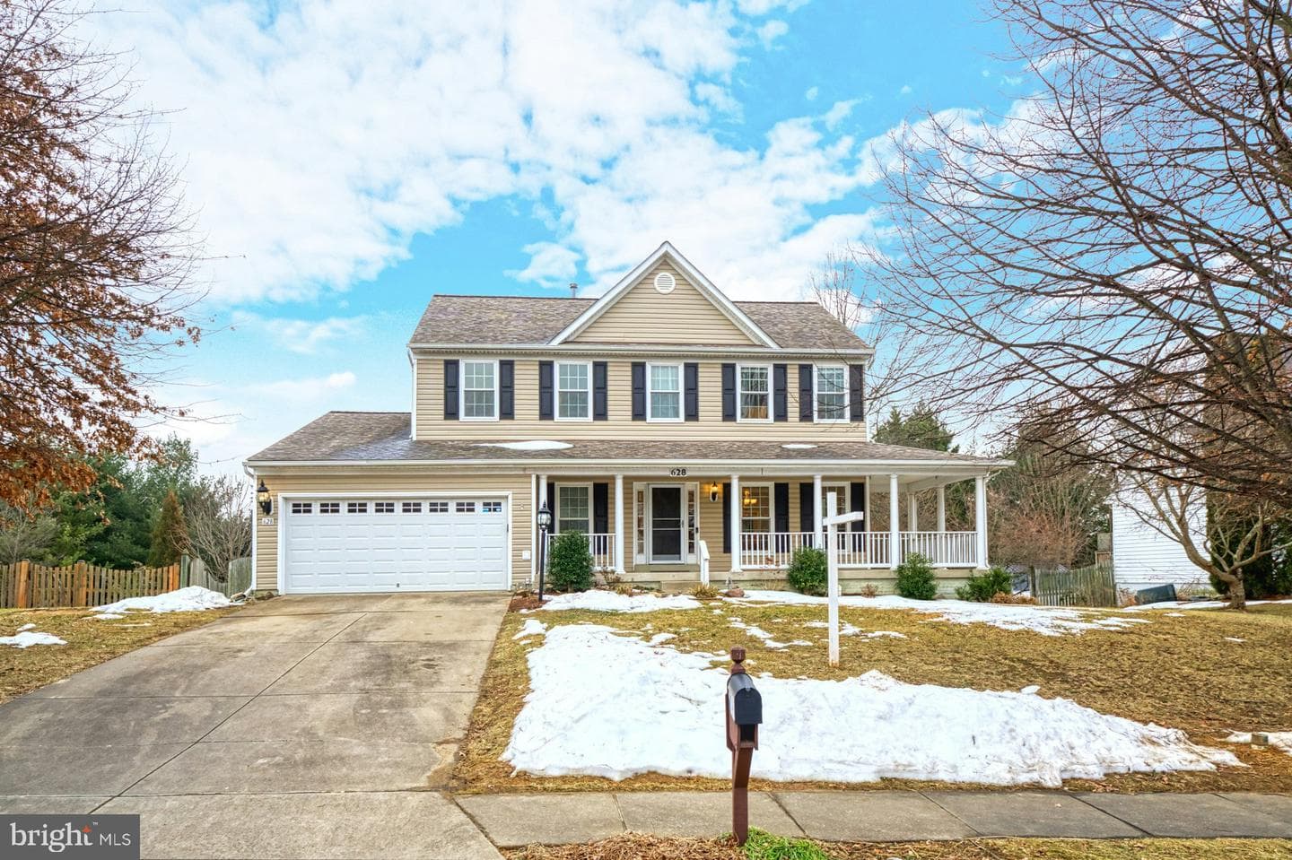 628 Wintergreen Drive photo 1