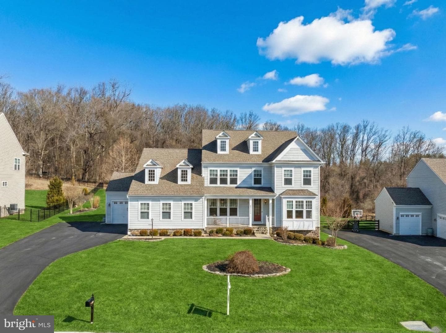 41712 Wakehurst Place photo 1