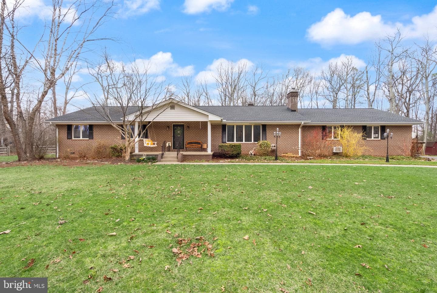 40886 Lewis Court photo 1