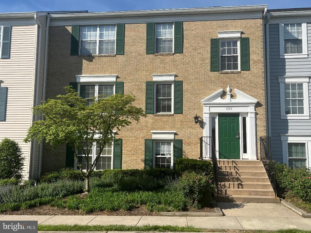 103 Fort Evans Road SE #f photo 1