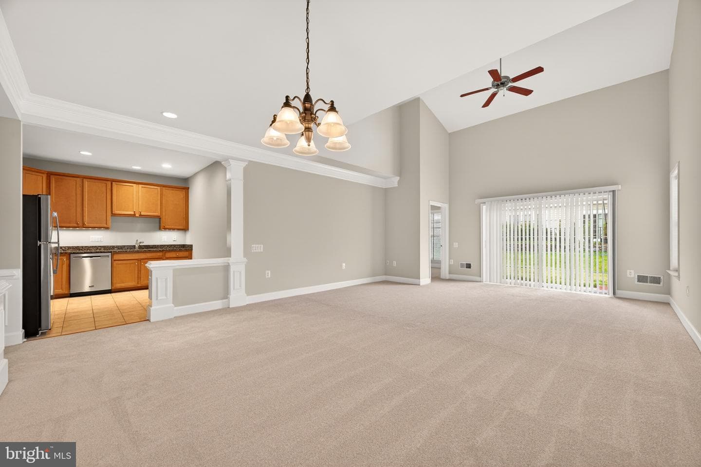 44397 Maltese Falcon Square photo 1