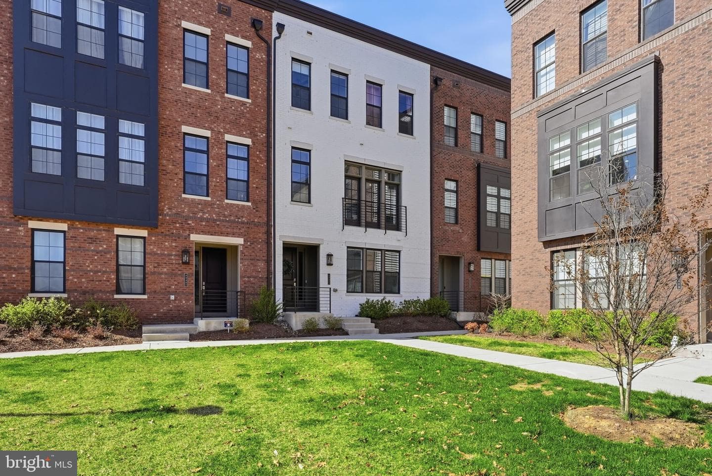 43403 Fifeville Square photo 1