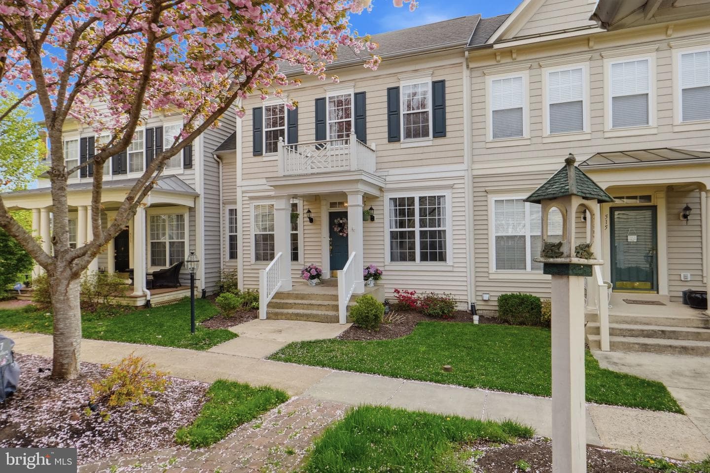 513 Gentlewood Sq