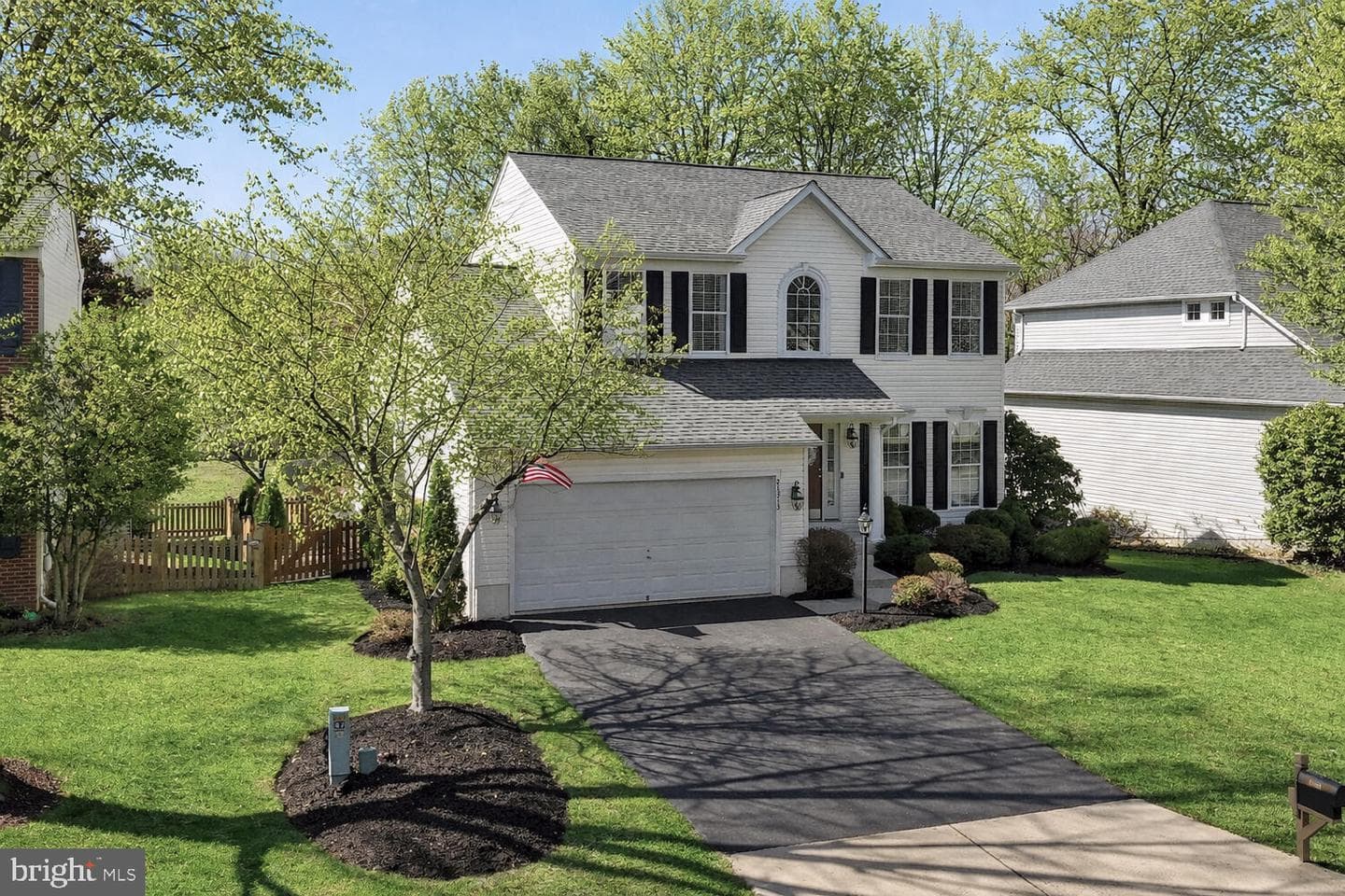 21313 Hidden Pond Place photo 1