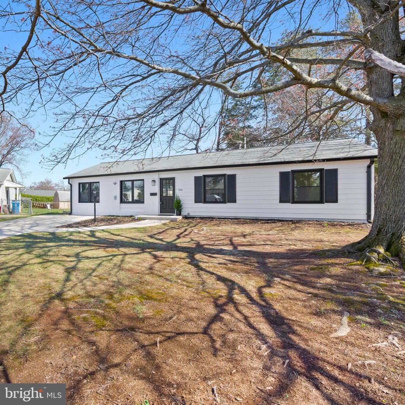 708 W Jasper Court photo 1