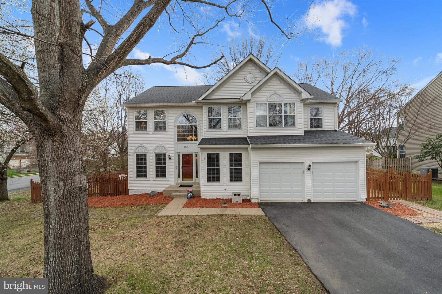 37756 Drawbridge Way