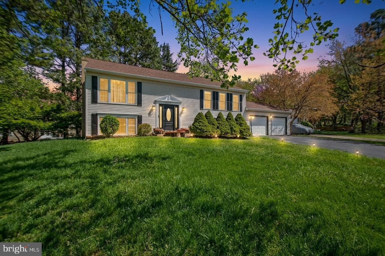 10217 McKean Court