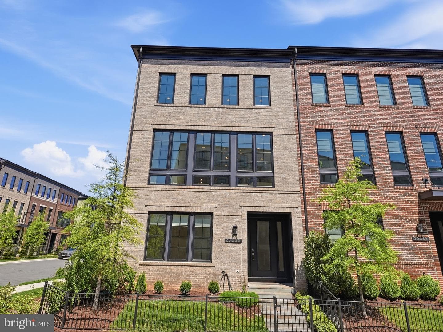 20230 Taft Terrace
