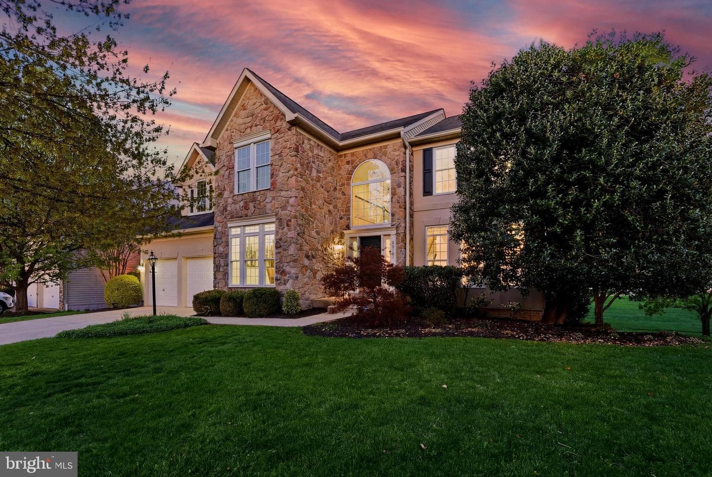 43181 Cardston Place