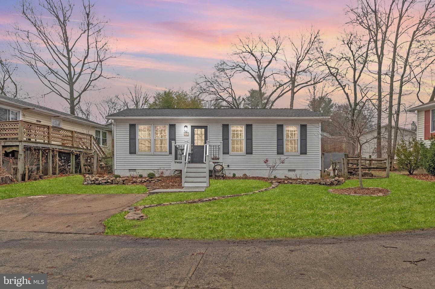 560 Rockbridge Drive SE photo 1