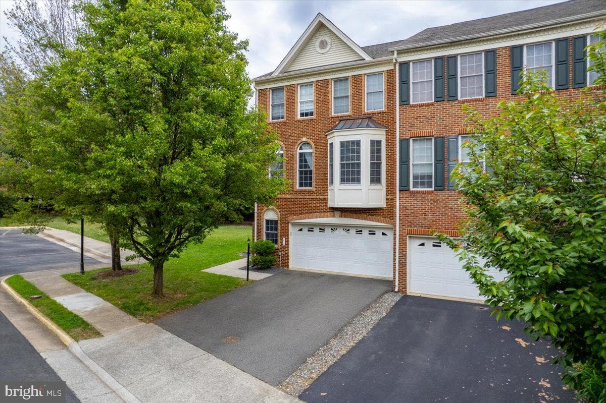 210 Elder Terrace