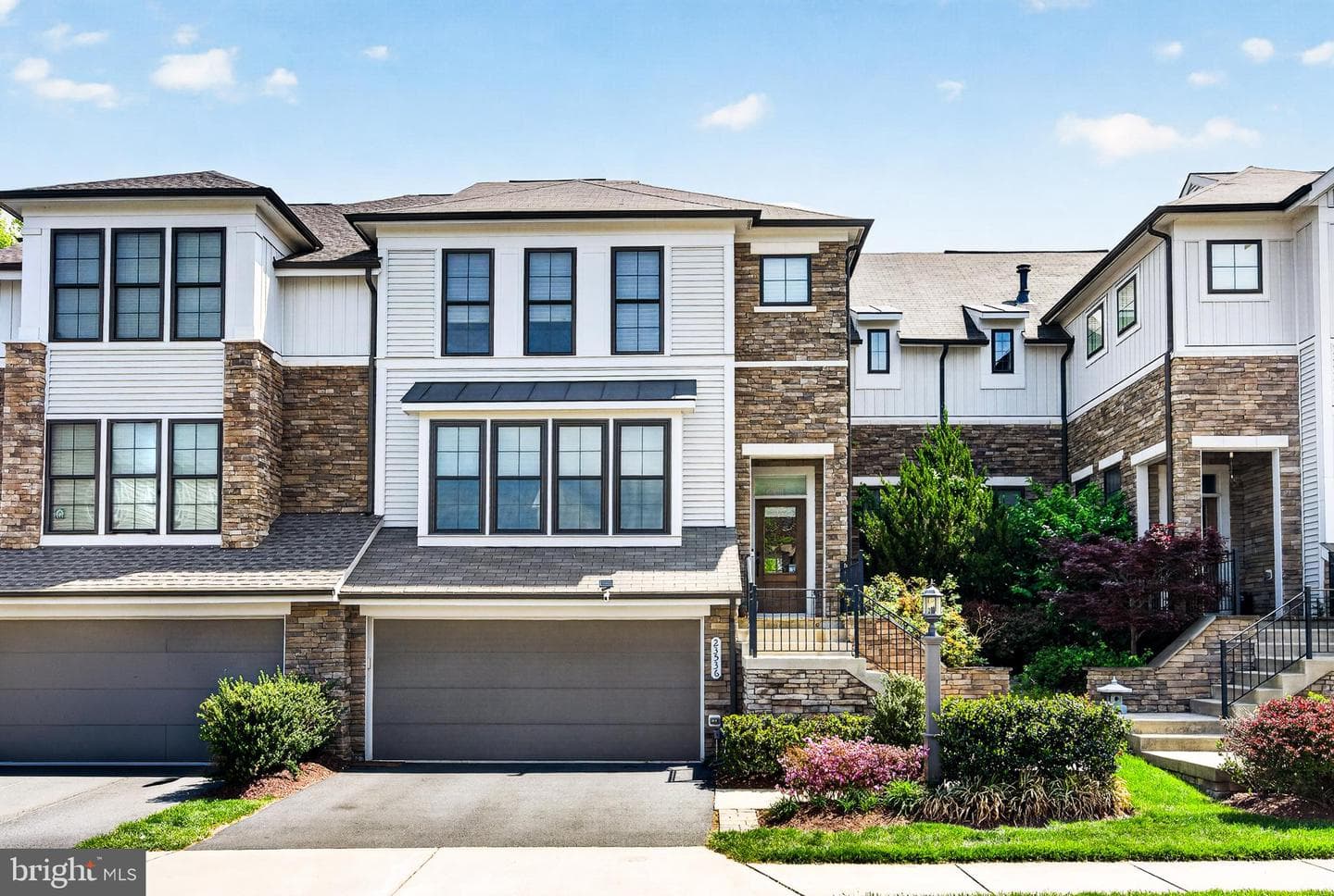 23536 Epperson Square