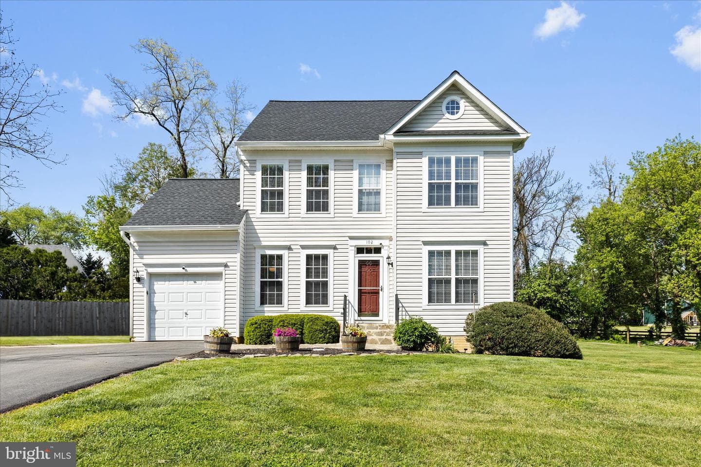 102 Delaware Avenue