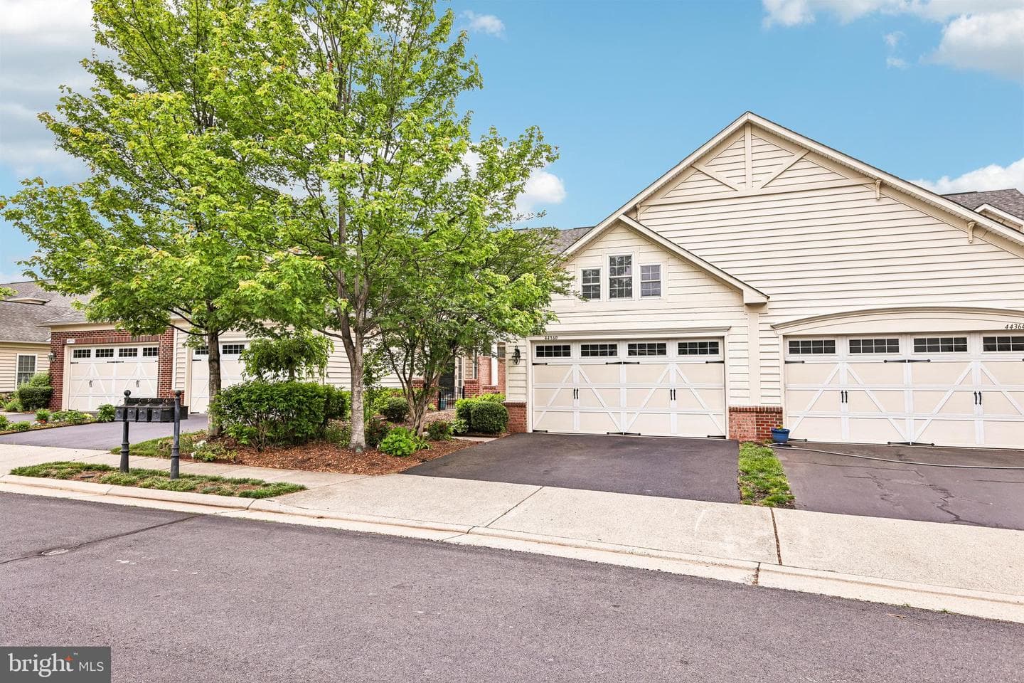 44360 Sunset Maple Drive photo 1