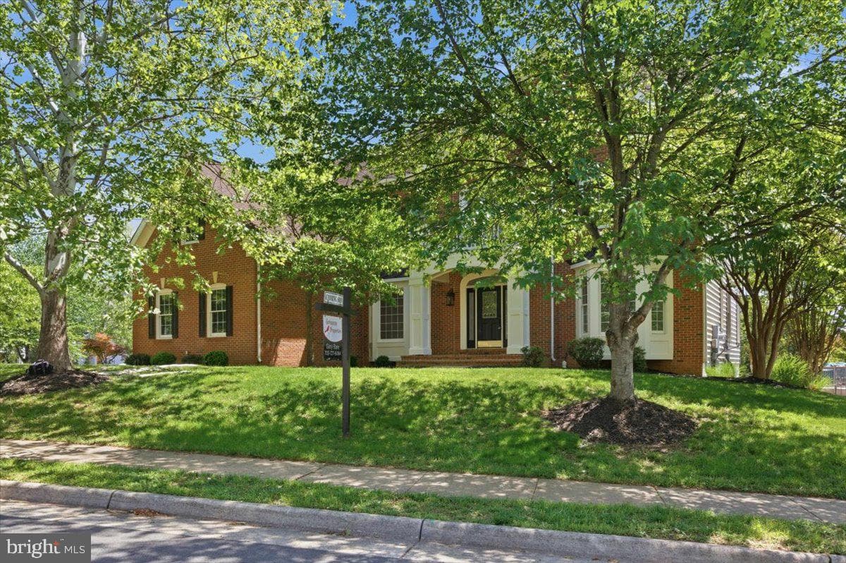 42937 Brookridge Court