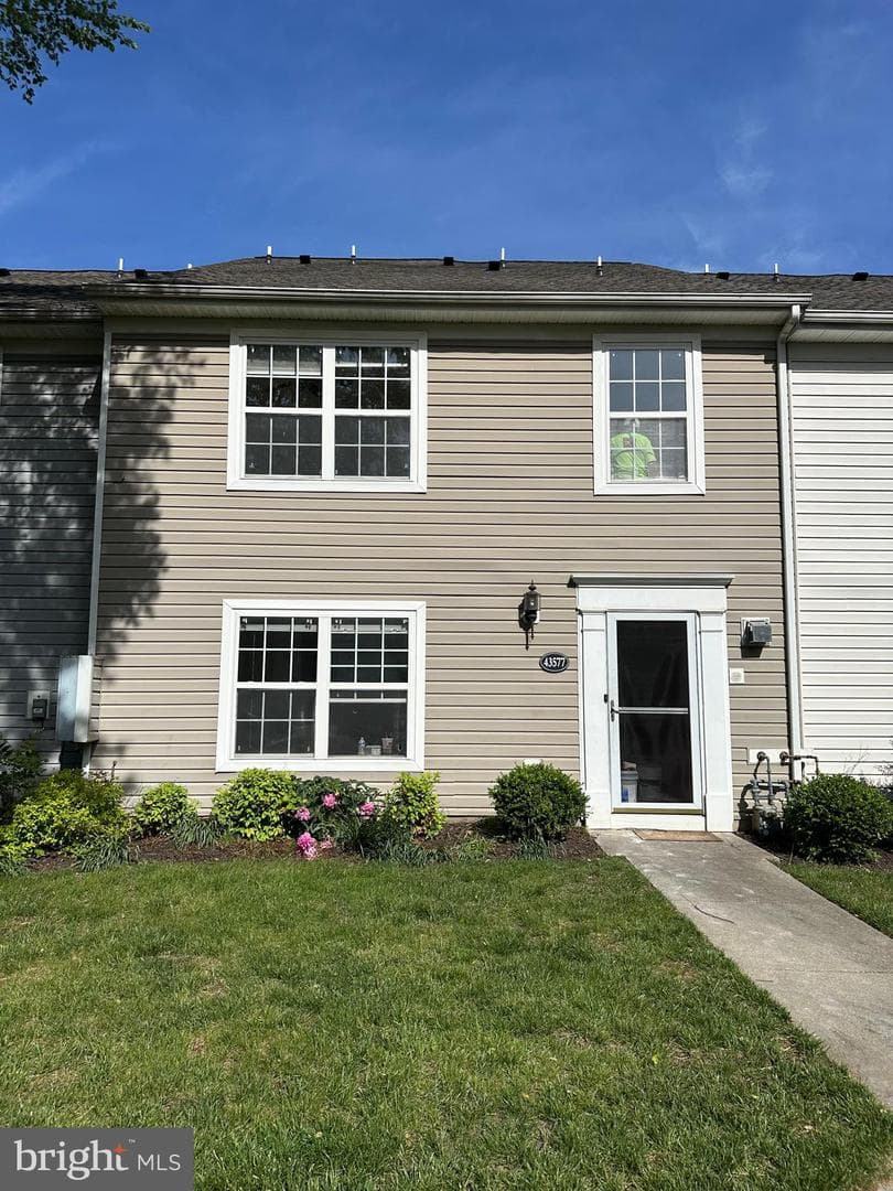 43577 Patching Pond Square