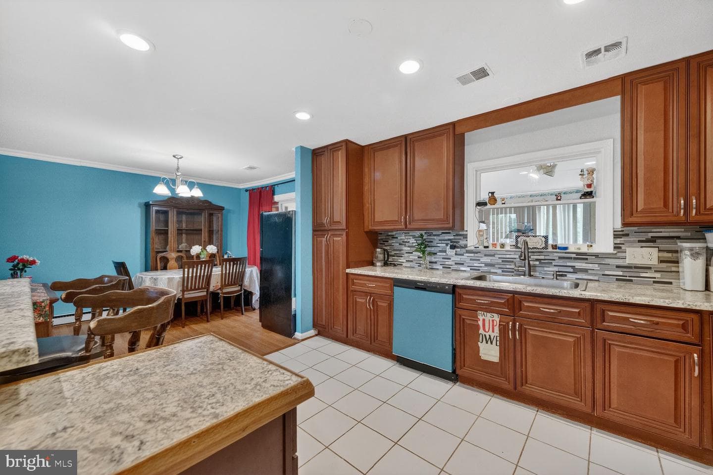 1305 N Sterling Boulevard
