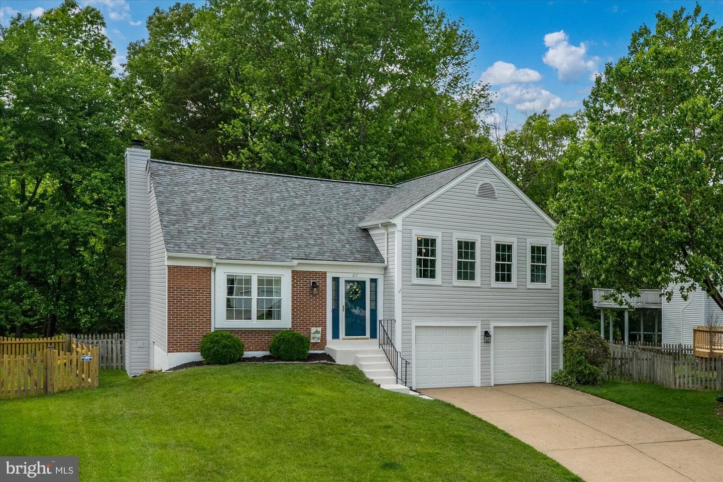 27 Brinks Court