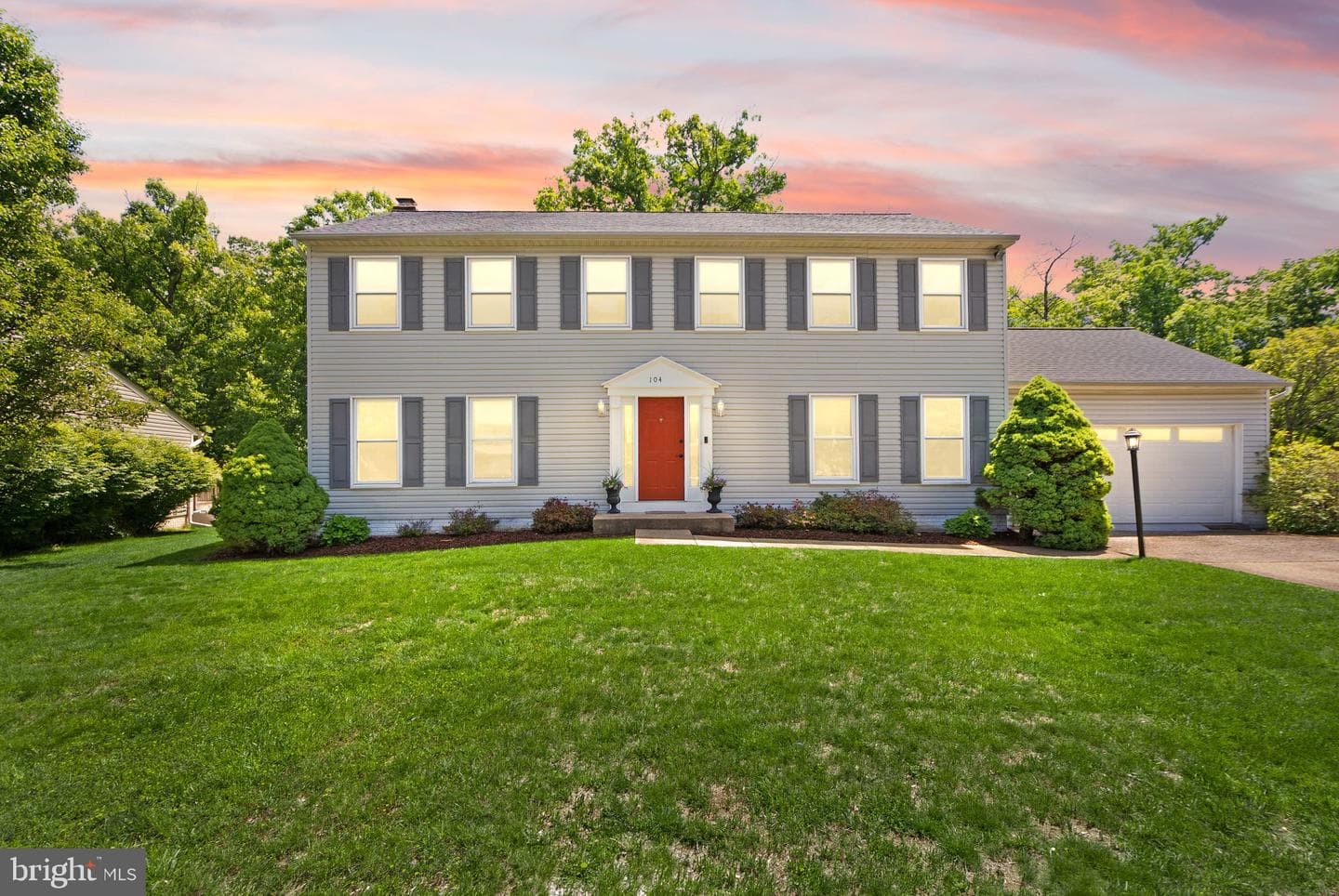 104 Briarwood Court