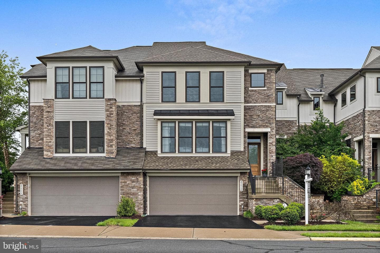 23560 Epperson Square