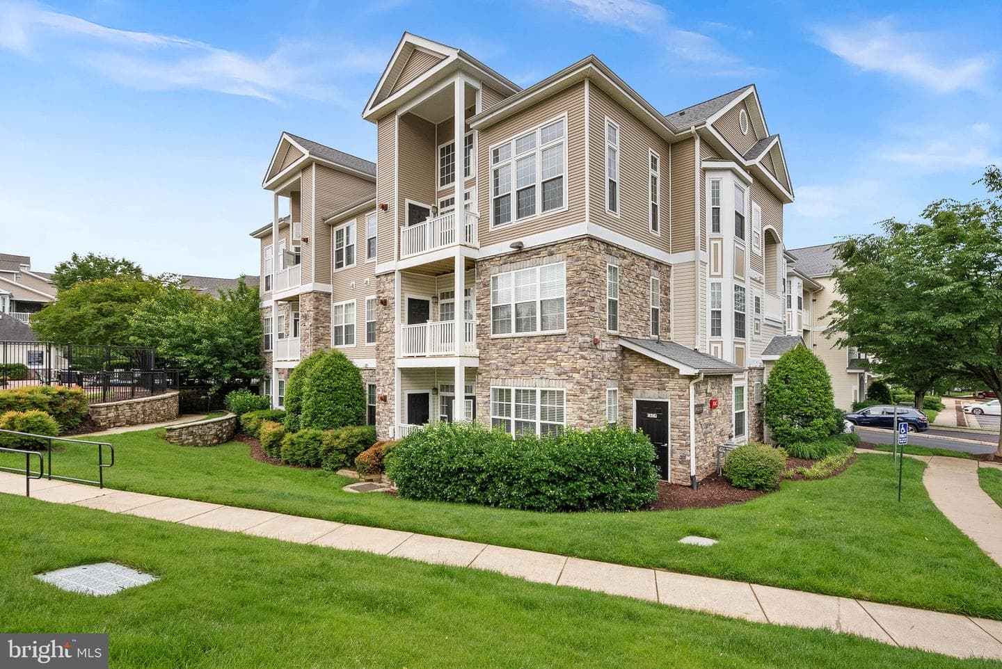 504 Sunset View Terrace SE #304
