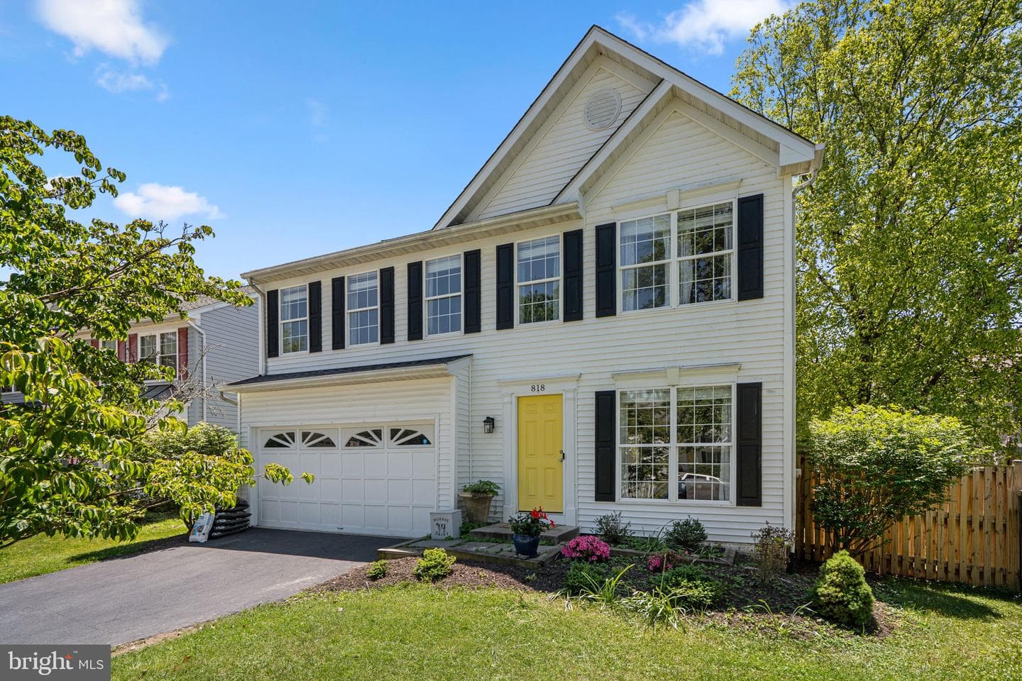 818 Bellview Court NE