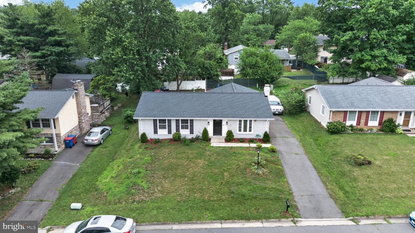1314 E Holly Avenue, Sterling