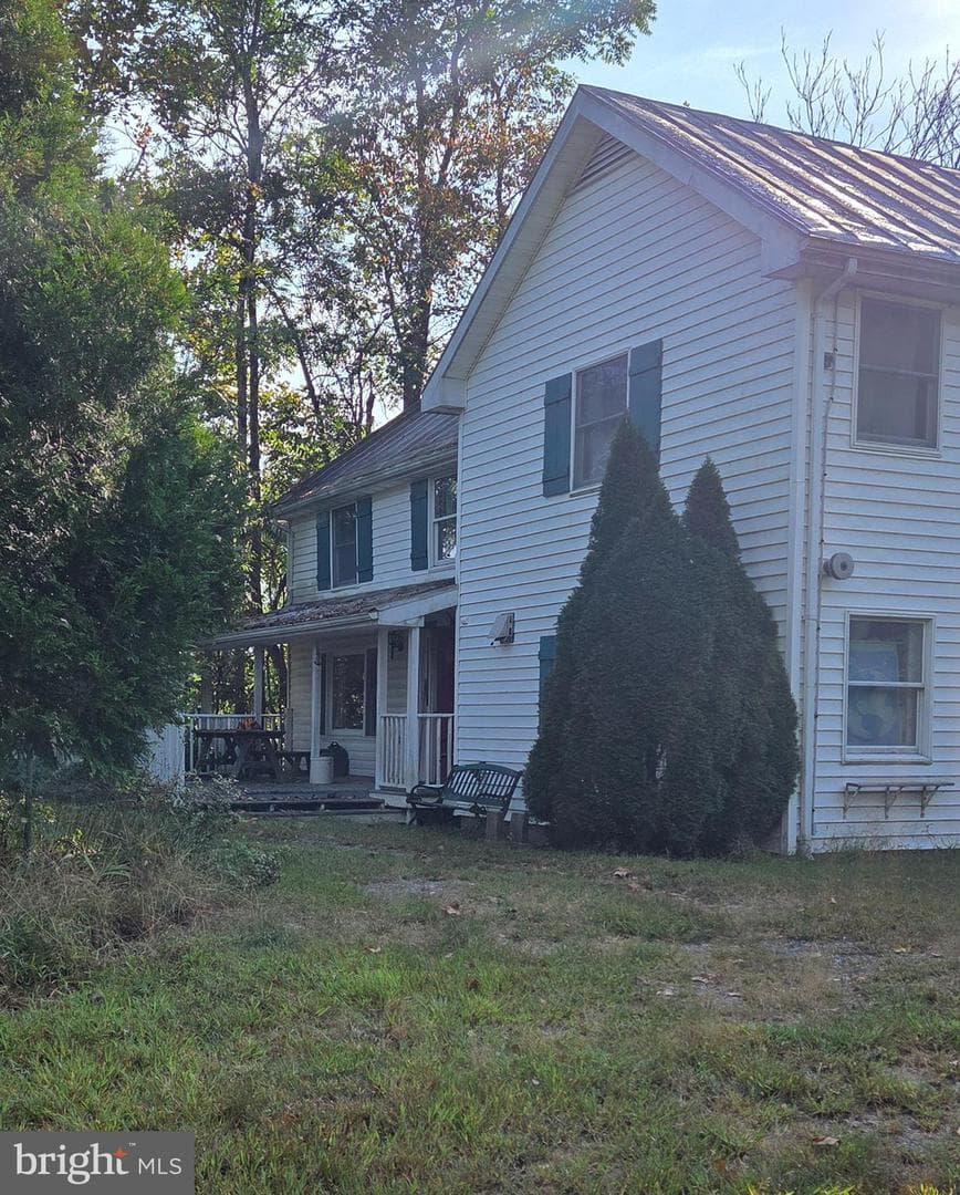 411 Meadows Lane photo 1