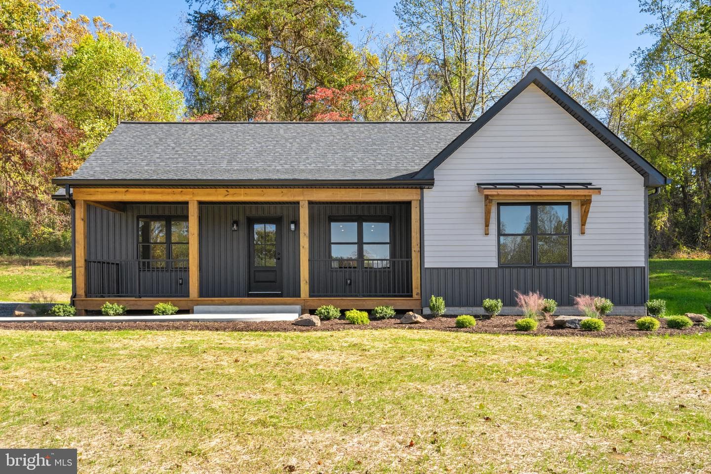 1789 Thoroughfare Road photo 1