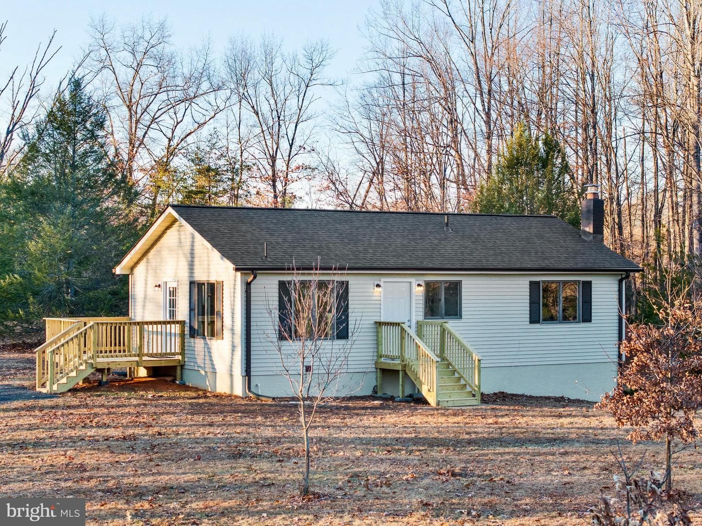 709 Tryme Road photo 1