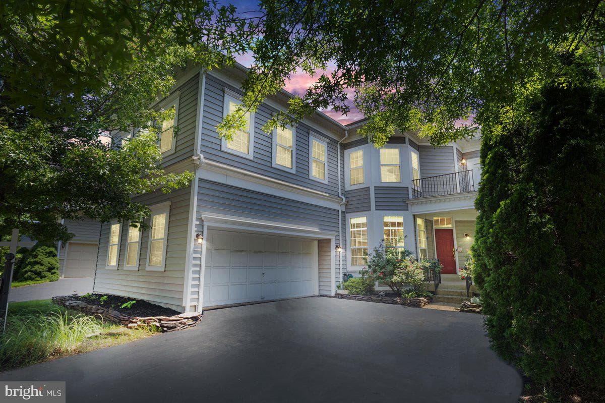 8341 Tillett Loop photo 1