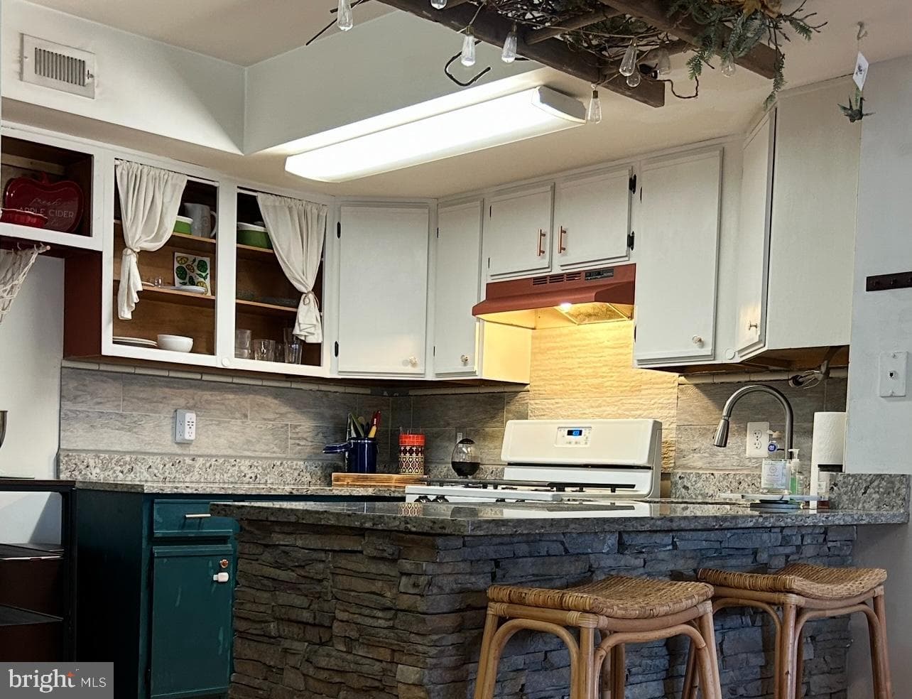 9200 Azure Court #201 photo 1