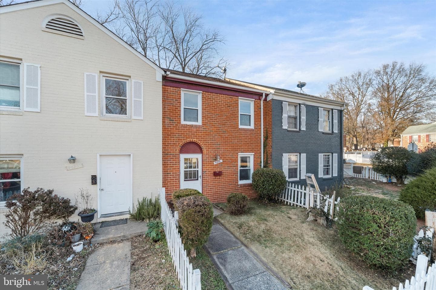 9828 Buckner Road photo 1