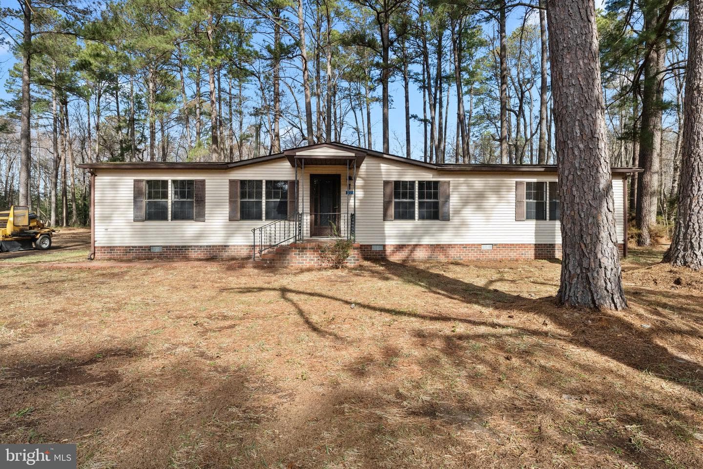 1221 Mundy Point Road photo 1
